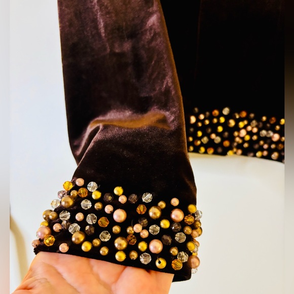 Elegant Velvet Tank and Cardigan Set with Beaded Trim Medium - Picture 4 of 5